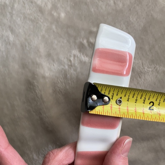 New...4 pink and white Heart decorative dishes - Picture 10 of 12